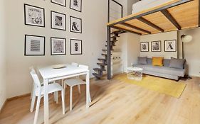 Porta Venezia Modern Loft - The Green Door